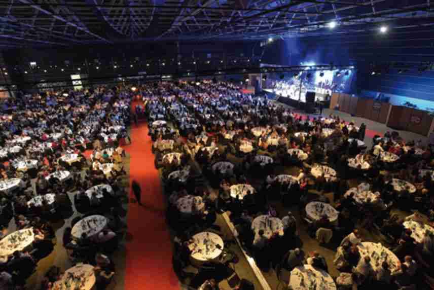 GRANDE HALLE D'AUVERGNE 3