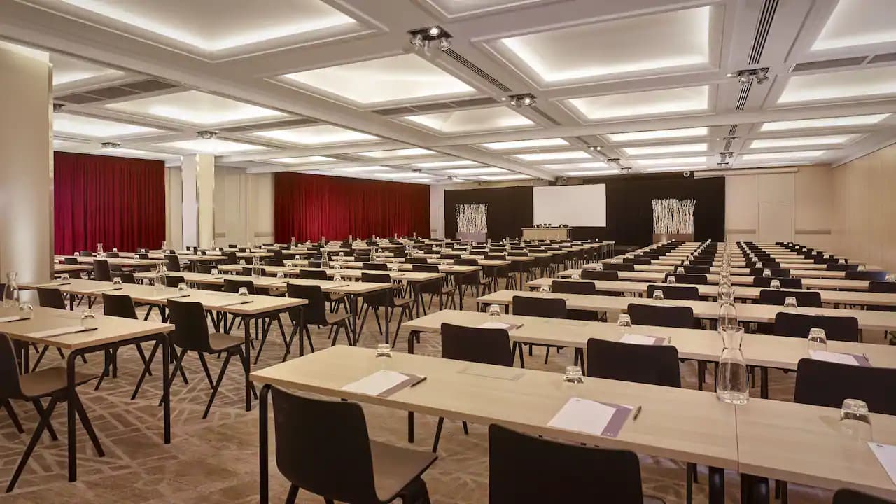 Hyatt Regency Paris Étoile 3