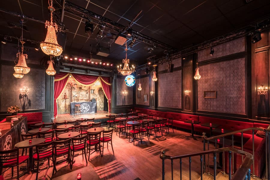 LE COMEDY CLUB